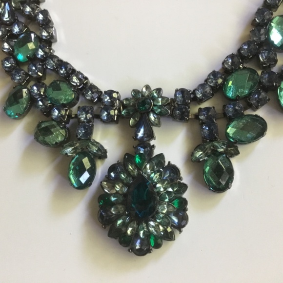 Statement Necklace - Picture 2 of 4